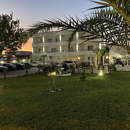 Apartments Vila Sara M 乌尔齐尼 外观 照片