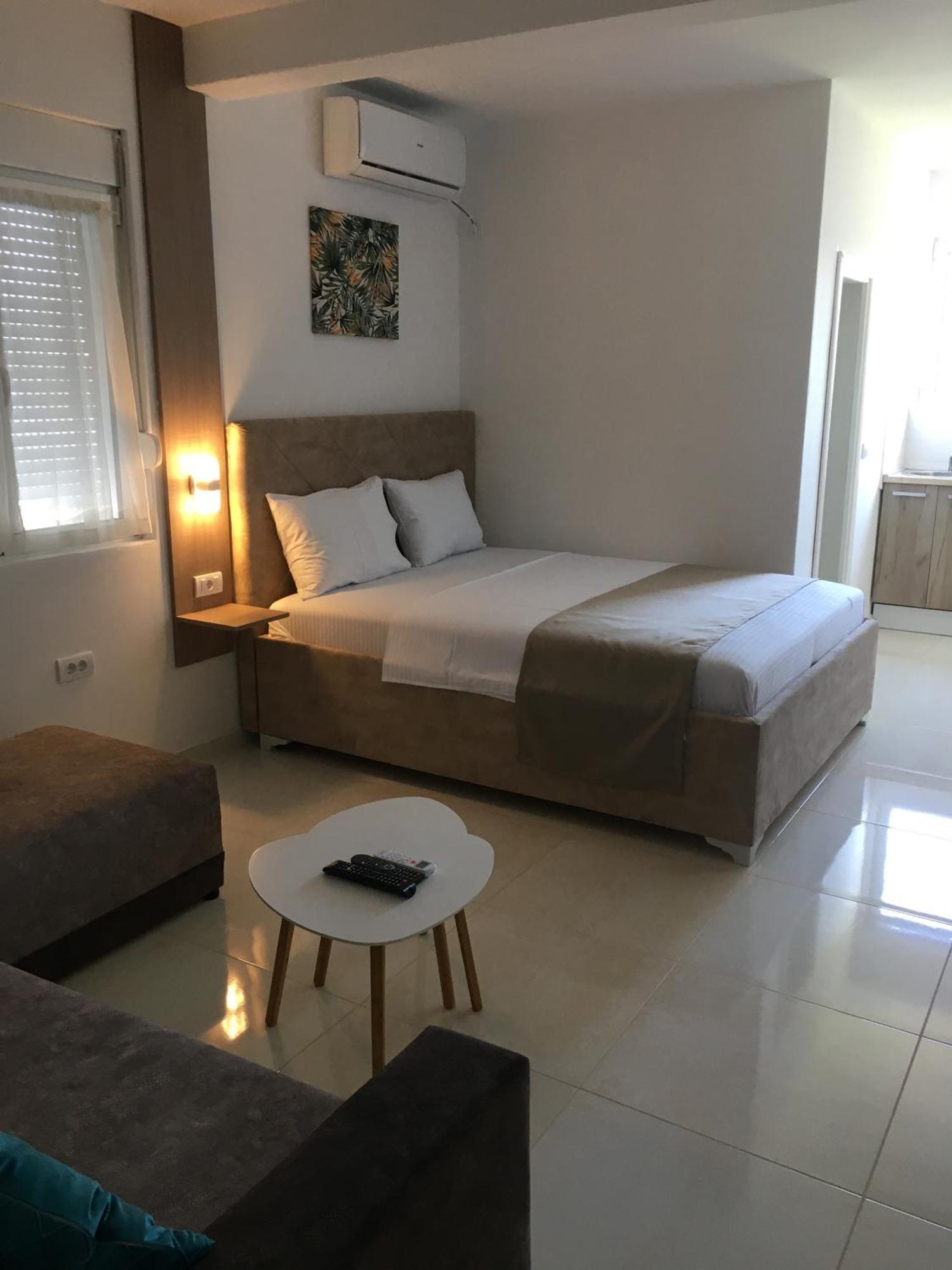 Apartments Vila Sara M 乌尔齐尼 客房 照片