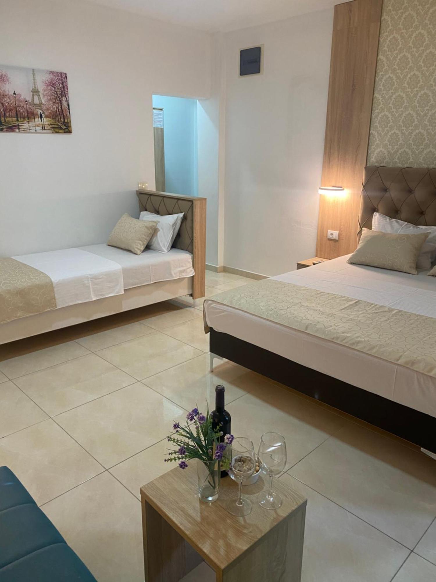 Apartments Vila Sara M 乌尔齐尼 外观 照片